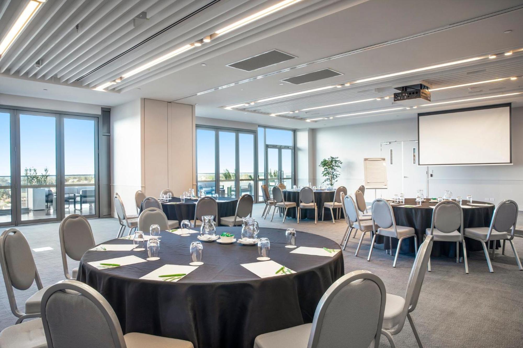 Holiday Inn Werribee By Ihg מראה חיצוני תמונה